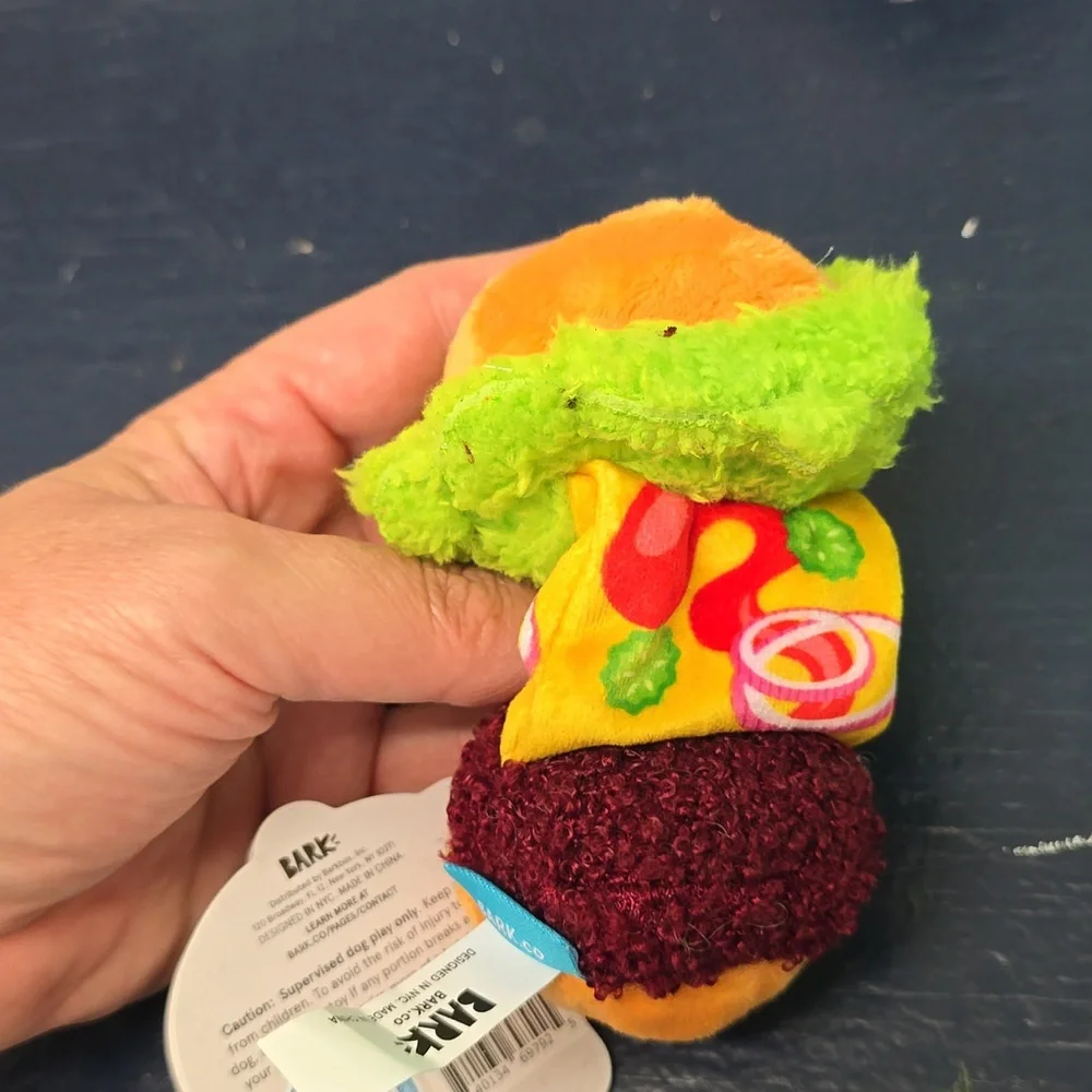 Bark Hamburger Patti Plush Dog Toy NWT‎ Size Small 0-20 Pounds